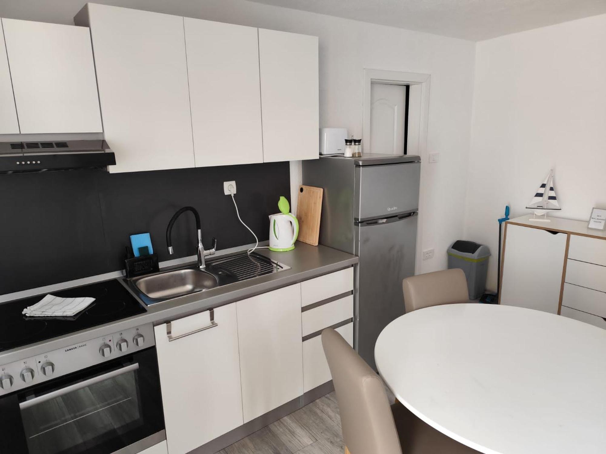 Apartments Boric Cres Buitenkant foto